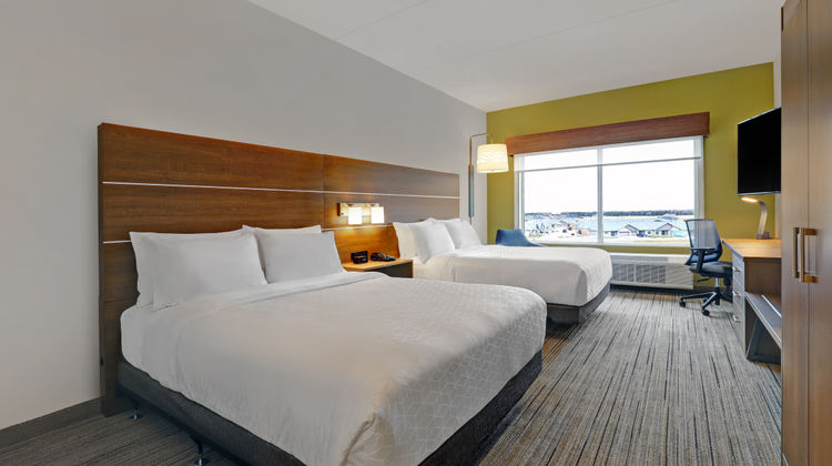 Holiday Inn Express & Suites Collingwood Room