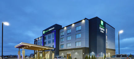 Holiday Inn Express & Suites Port Elgin Exterior