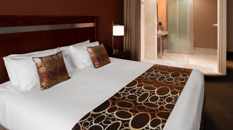 Riverside Casino & Golf Resort Room