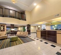Holiday Inn Express West Bloomington Lobby