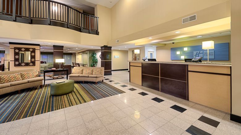 <b>Holiday Inn Express West Bloomington Lobby</b>. Images powered by <a href="https://www.leonardoworldwide.com/" title="Leonardo Worldwide" target="_blank">Leonardo</a>.