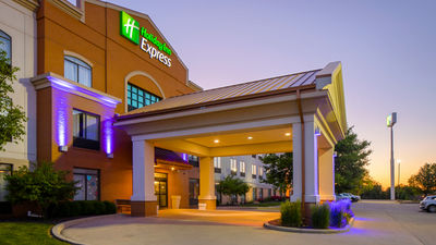 Holiday Inn Express West Bloomington