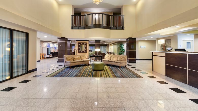 <b>Holiday Inn Express West Bloomington Lobby</b>. Images powered by <a href="https://www.leonardoworldwide.com/" title="Leonardo Worldwide" target="_blank">Leonardo</a>.