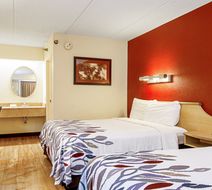Red Roof Inn Albany Airport Room
