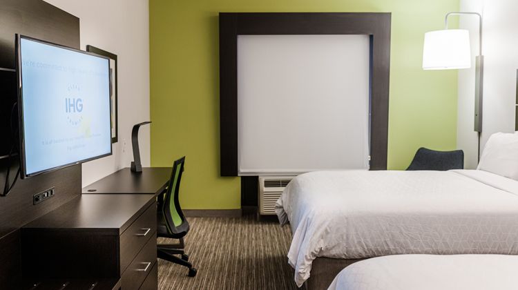 Holiday Inn Express & Suites Greenville Room