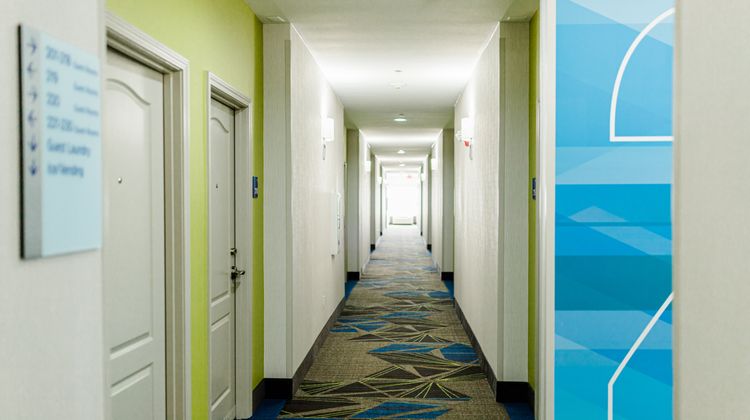 Holiday Inn Express & Suites Greenville Lobby