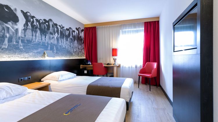 Bastion Hotel Room