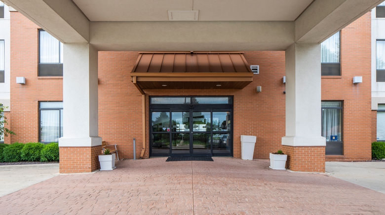 <b>Holiday Inn Express West Bloomington Exterior</b>. Images powered by <a href="https://www.leonardoworldwide.com/" title="Leonardo Worldwide" target="_blank">Leonardo</a>.