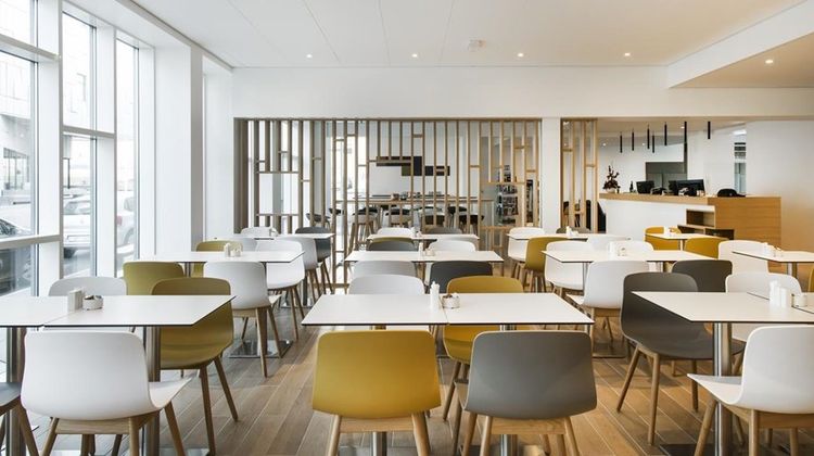 Storm Hotel Restaurant