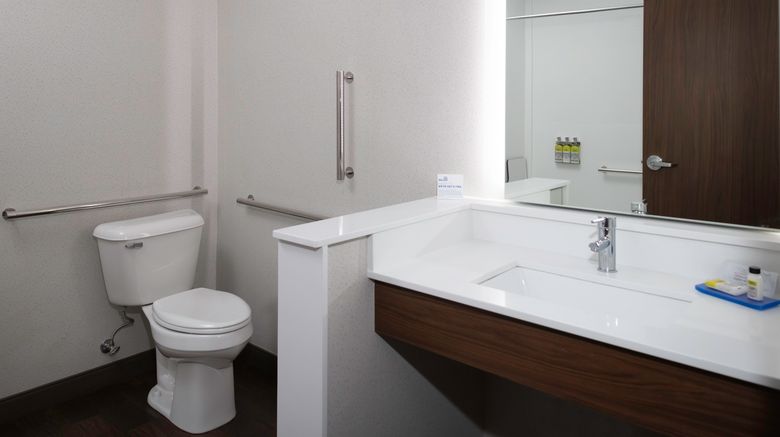 <b>Holiday Inn Express & Suites The Dalles Room</b>. Images powered by <a href="https://www.leonardoworldwide.com/" title="Leonardo Worldwide" target="_blank">Leonardo</a>.