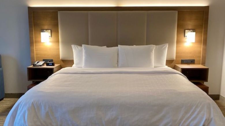 <b>Holiday Inn Express & Suites The Dalles Suite</b>. Images powered by <a href="https://www.leonardoworldwide.com/" title="Leonardo Worldwide" target="_blank">Leonardo</a>.