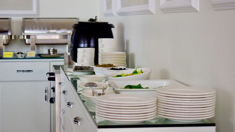 <b>Be Inn Hotel - Al Khoud Muscat Restaurant</b>. Images powered by <a href="https://www.leonardoworldwide.com/" title="Leonardo Worldwide" target="_blank">Leonardo</a>.