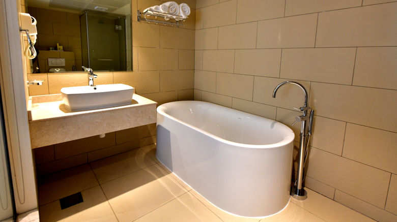 <b>Be Inn Hotel - Al Khoud Muscat Room</b>. Images powered by <a href="https://www.leonardoworldwide.com/" title="Leonardo Worldwide" target="_blank">Leonardo</a>.