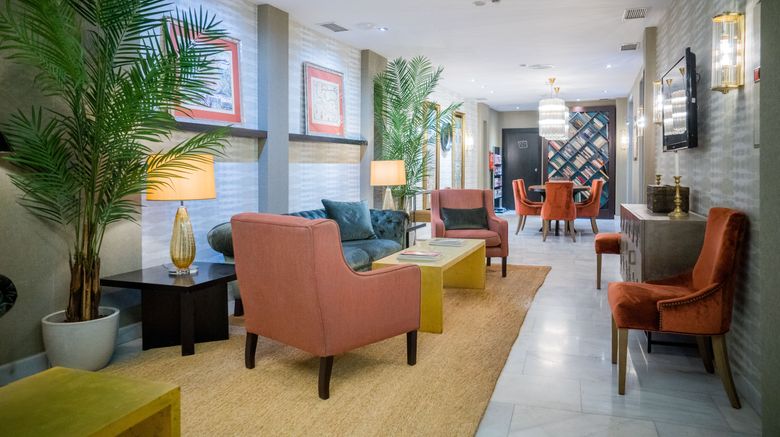 <b>Hotel Meninas Lobby</b>. Images powered by <a href="https://www.leonardoworldwide.com/" title="Leonardo Worldwide" target="_blank">Leonardo</a>.