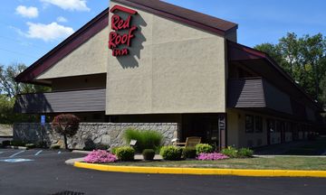 Red Roof Inn Utica