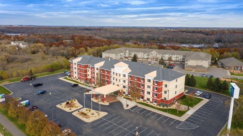 <b>Holiday Inn Express & Suites St. Cloud Exterior</b>. Images powered by <a href="https://www.leonardoworldwide.com/" title="Leonardo Worldwide" target="_blank">Leonardo</a>.