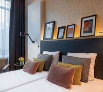 Postillion Hotel & Convention Centre WTC Room