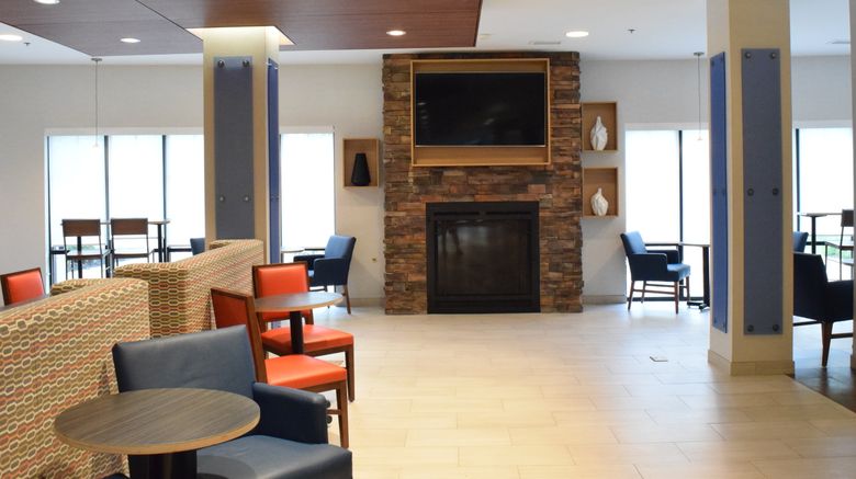 <b>Holiday Inn Express Hotel & Suites Exterior</b>. Images powered by <a href="https://www.leonardoworldwide.com/" title="Leonardo Worldwide" target="_blank">Leonardo</a>.