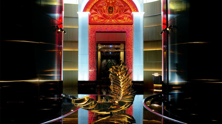 <b>J Hotel Shanghai Tower Lobby</b>. Images powered by <a href="https://www.leonardoworldwide.com/" title="Leonardo Worldwide" target="_blank">Leonardo</a>.