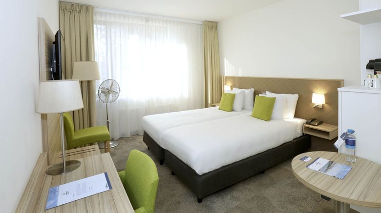 <b>Churchill Hotel Terneuzen Room</b>. Images powered by <a href="https://www.leonardoworldwide.com/" title="Leonardo Worldwide" target="_blank">Leonardo</a>.
