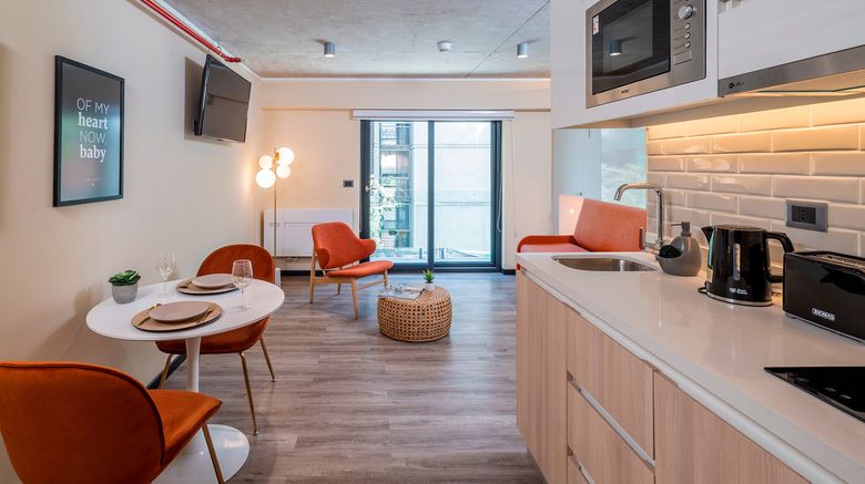 <b>Hub Providencia Room</b>. Images powered by <a href="https://www.leonardoworldwide.com/" title="Leonardo Worldwide" target="_blank">Leonardo</a>.