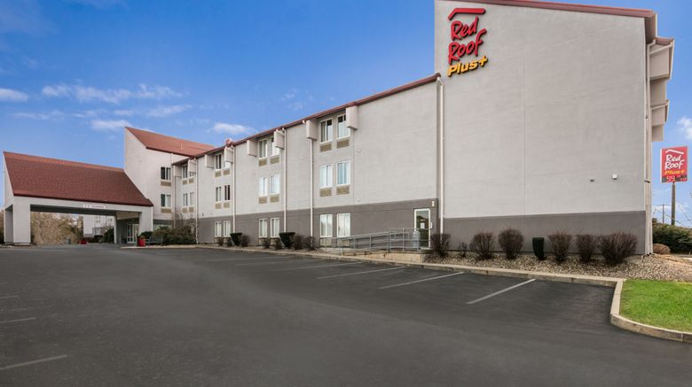 <b>Red Roof PLUS+ Boston - Logan Exterior</b>. Images powered by <a href="https://www.leonardoworldwide.com/" title="Leonardo Worldwide" target="_blank">Leonardo</a>.
