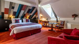 La Chapelle Saint Martin Room