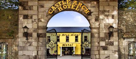 Castle Arch Hotel Exterior