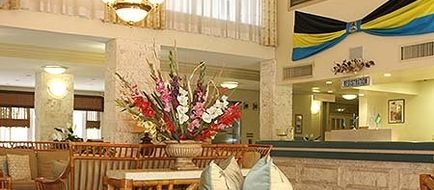 Castaways Resort & Suites Lobby