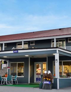 Colonial Inn Ellsworth