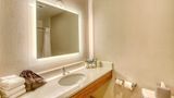 Holiday Inn Express & Suites Room