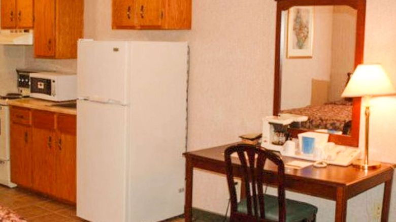 <b>Travellers Inn Summerside Room</b>. Images powered by <a href="https://www.leonardoworldwide.com/" title="Leonardo Worldwide" target="_blank">Leonardo</a>.