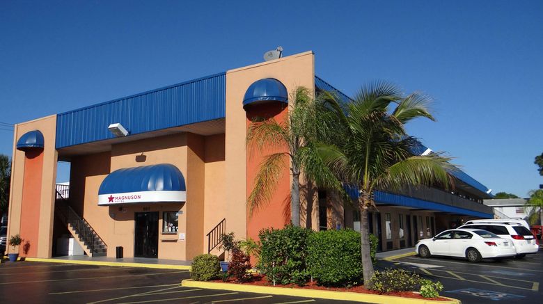 Magnuson Hotel Bradenton Exterior. Images powered by <a href="https://www.leonardoworldwide.com" target="_blank" rel="noopener">Leonardo</a>.