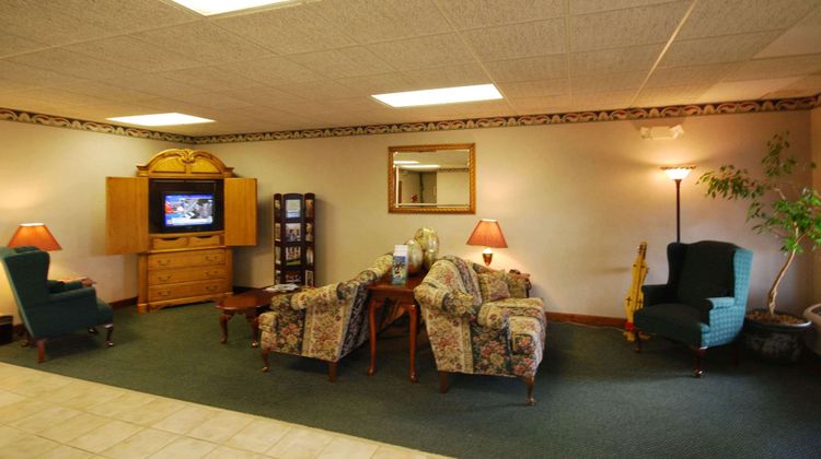 Beaver Dam Inn Lobby
