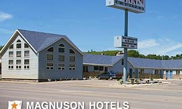 North Country Inn and Suites
