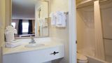 Studios & Suites 4 Less Battlefield Blvd Room