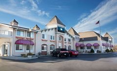 Magnuson Grand Pioneer Inn & Suites