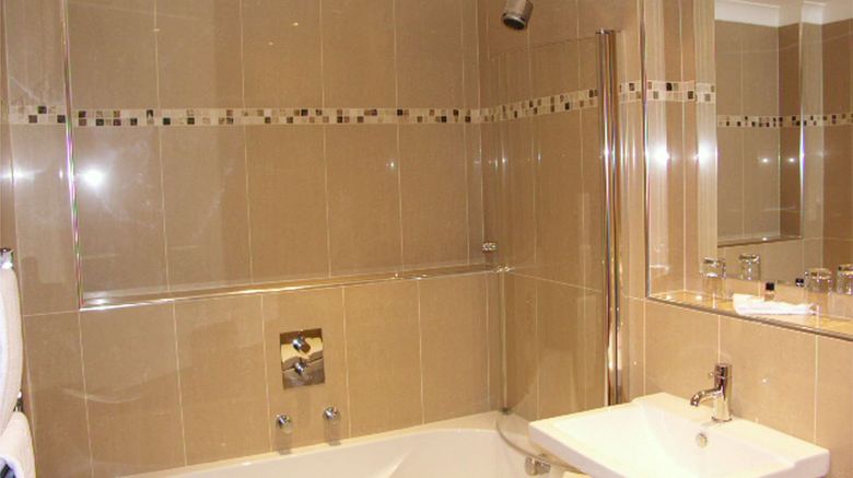 <b>The Hollies Hotel Room</b>. Images powered by <a href="https://www.leonardoworldwide.com/" title="Leonardo Worldwide" target="_blank">Leonardo</a>.