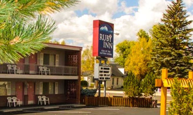 Ruby Inn Exterior
