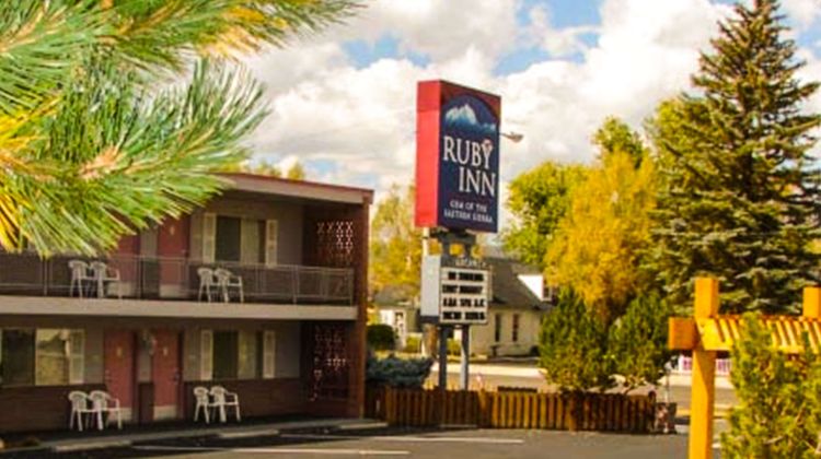 Ruby Inn Exterior