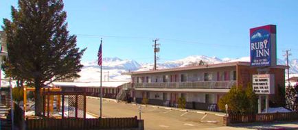 Ruby Inn Exterior