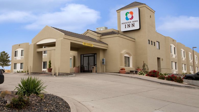 Mountain Home Inn Exterior. Images powered by <a href="https://www.leonardoworldwide.com" target="_blank" rel="noopener">Leonardo</a>.