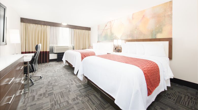 <b>Holiday Inn Brookfield-Milwaukee Room</b>. Images powered by <a href="https://www.leonardoworldwide.com/" title="Leonardo Worldwide" target="_blank">Leonardo</a>.