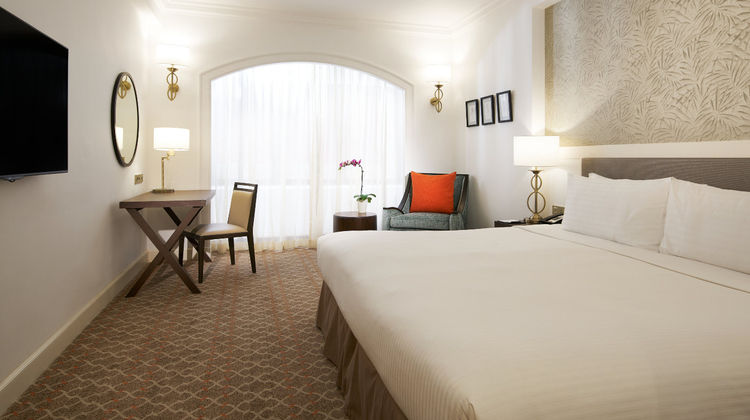 Orchard Rendezvous Hotel, Singapore Room