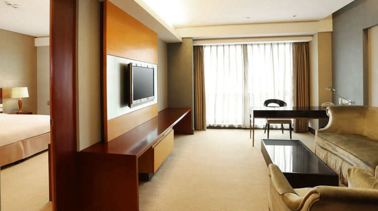 Holiday Inn Shanghai Pudong Nanpu Suite