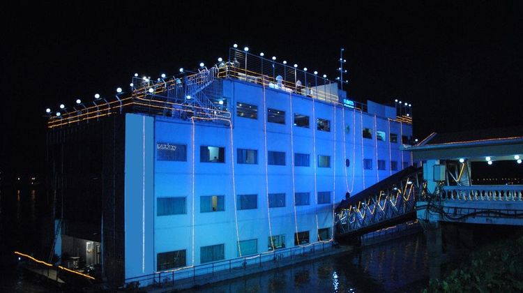 Polo Floatel Kolkata Exterior