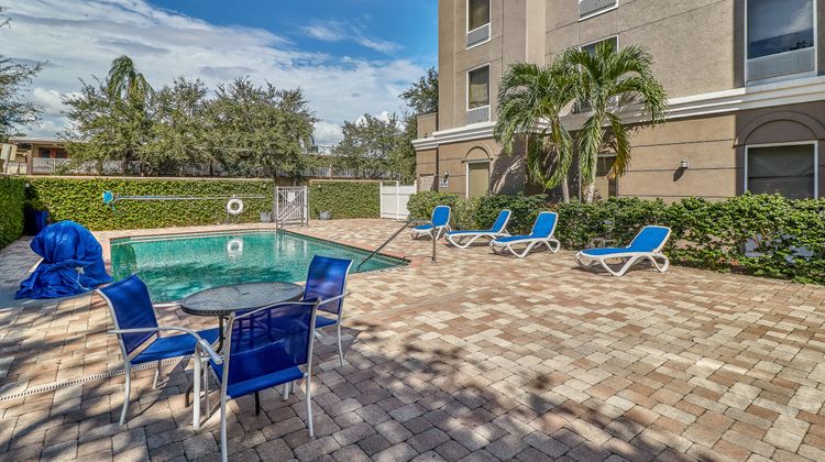 Holiday Inn Express Pool