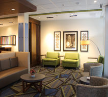 Holiday Inn Express & Suites Latta Lobby