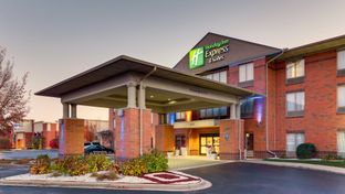Holiday Inn Express & Suites