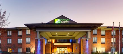 Holiday Inn Express & Suites Exterior